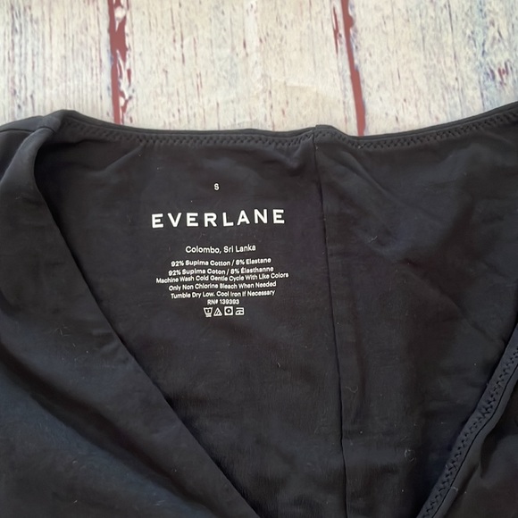 NWT Everlane the Long Sleeve V Neck Bodysuit in black - Picture 11 of 16